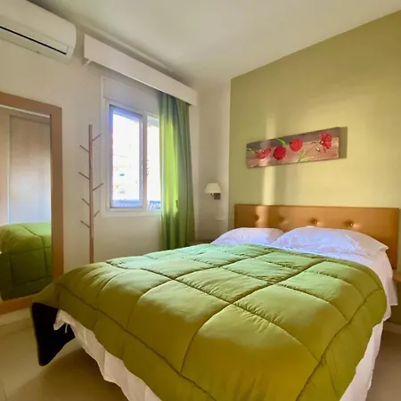 Charming In Benalbeach Appartement